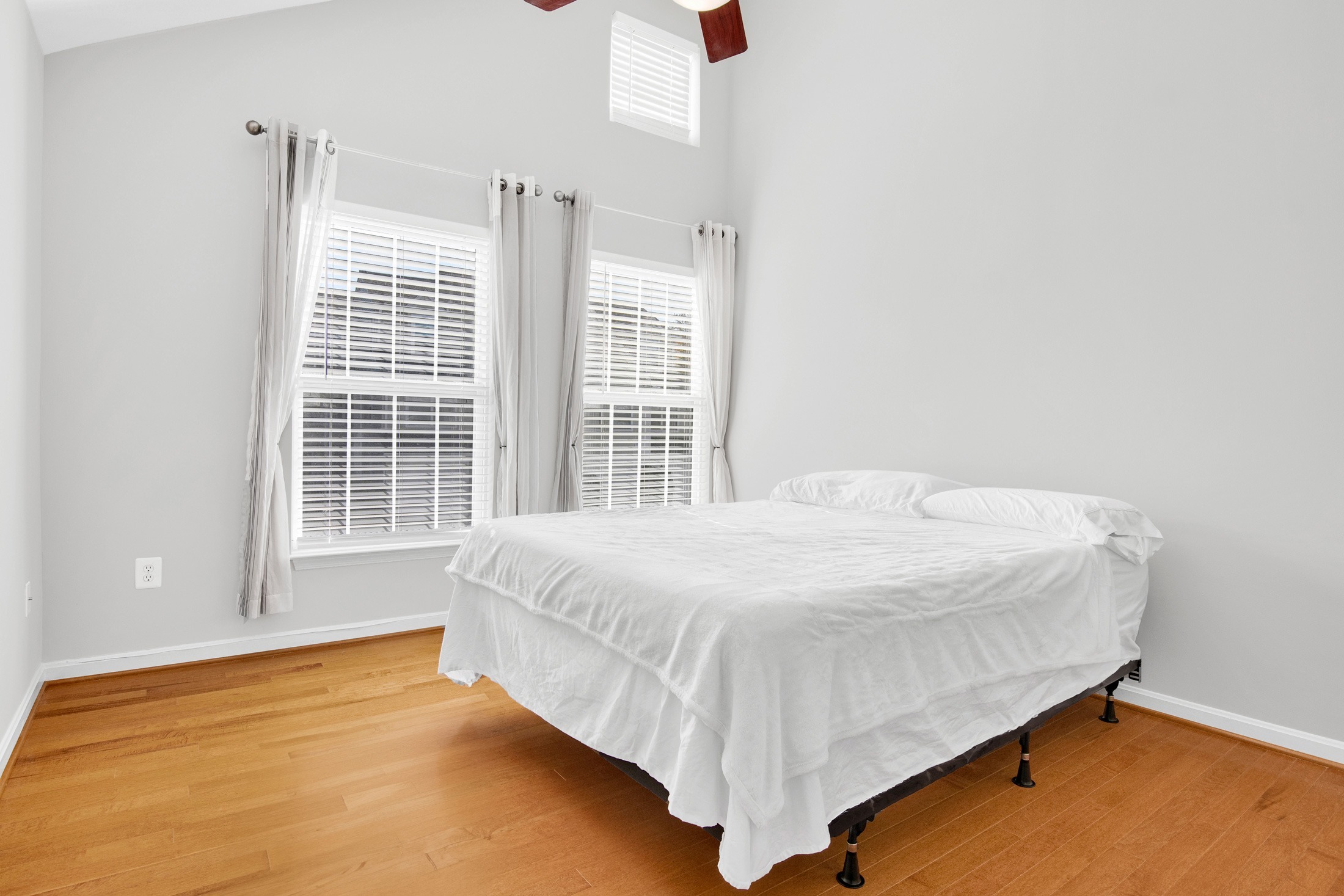 7702-Haynes-Point-Way_Alexandria_VA-23 7702-Haynes-Point-Way_Alexandria_VA-23